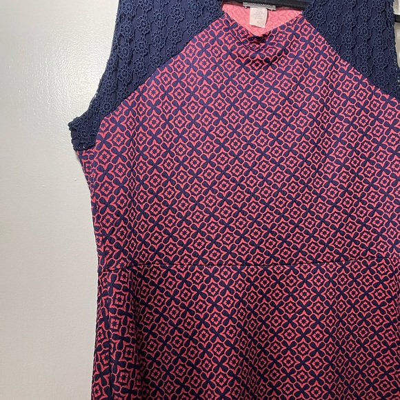 Dress - Picture 4 of 4